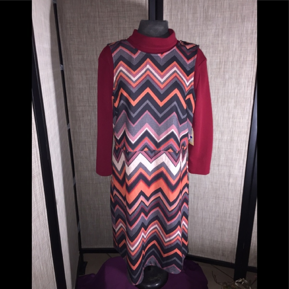 ECI 3/4 sleeve Chevron dress